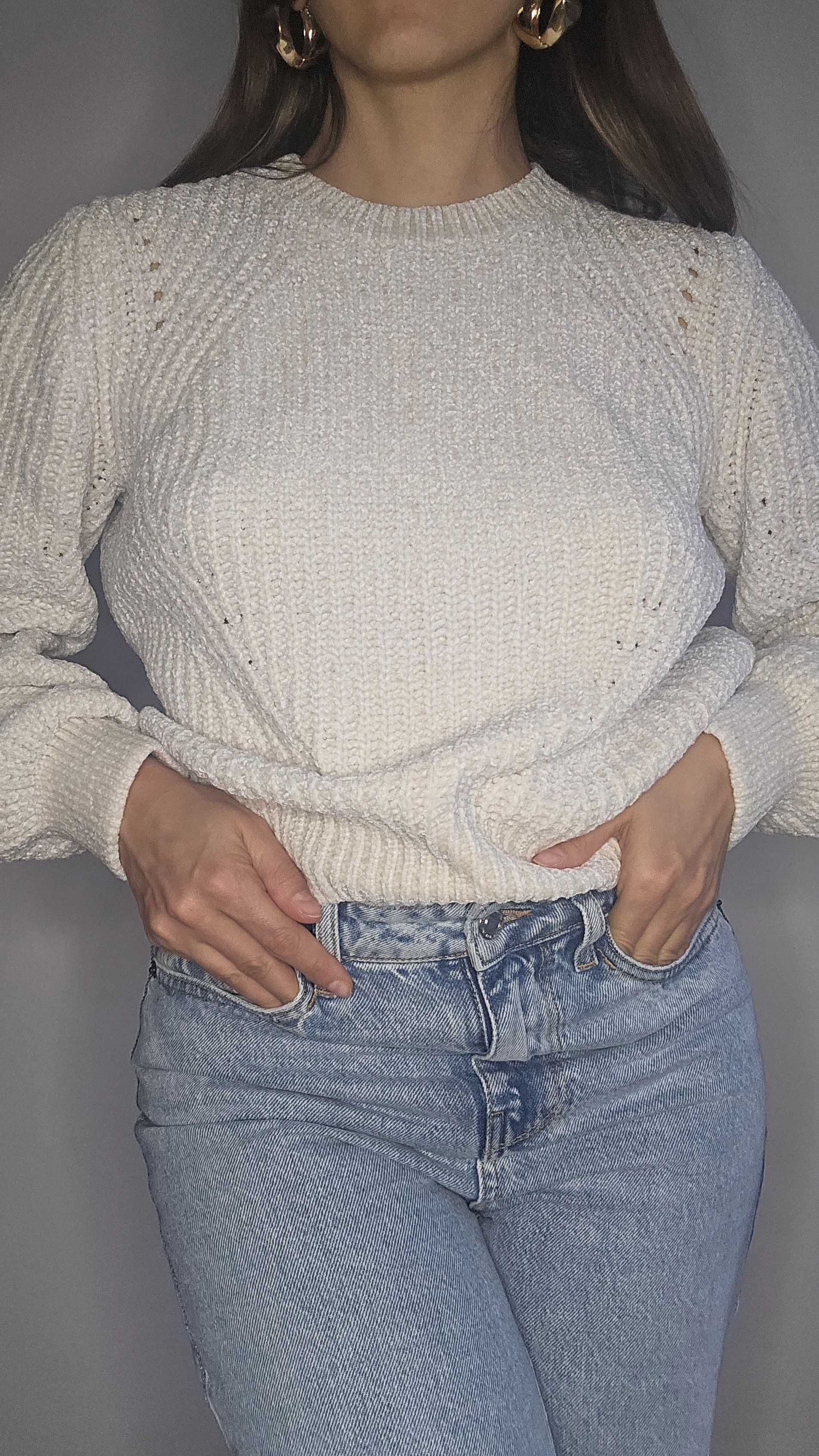 Sweter H&M biały, XS, miękki i stylowy
