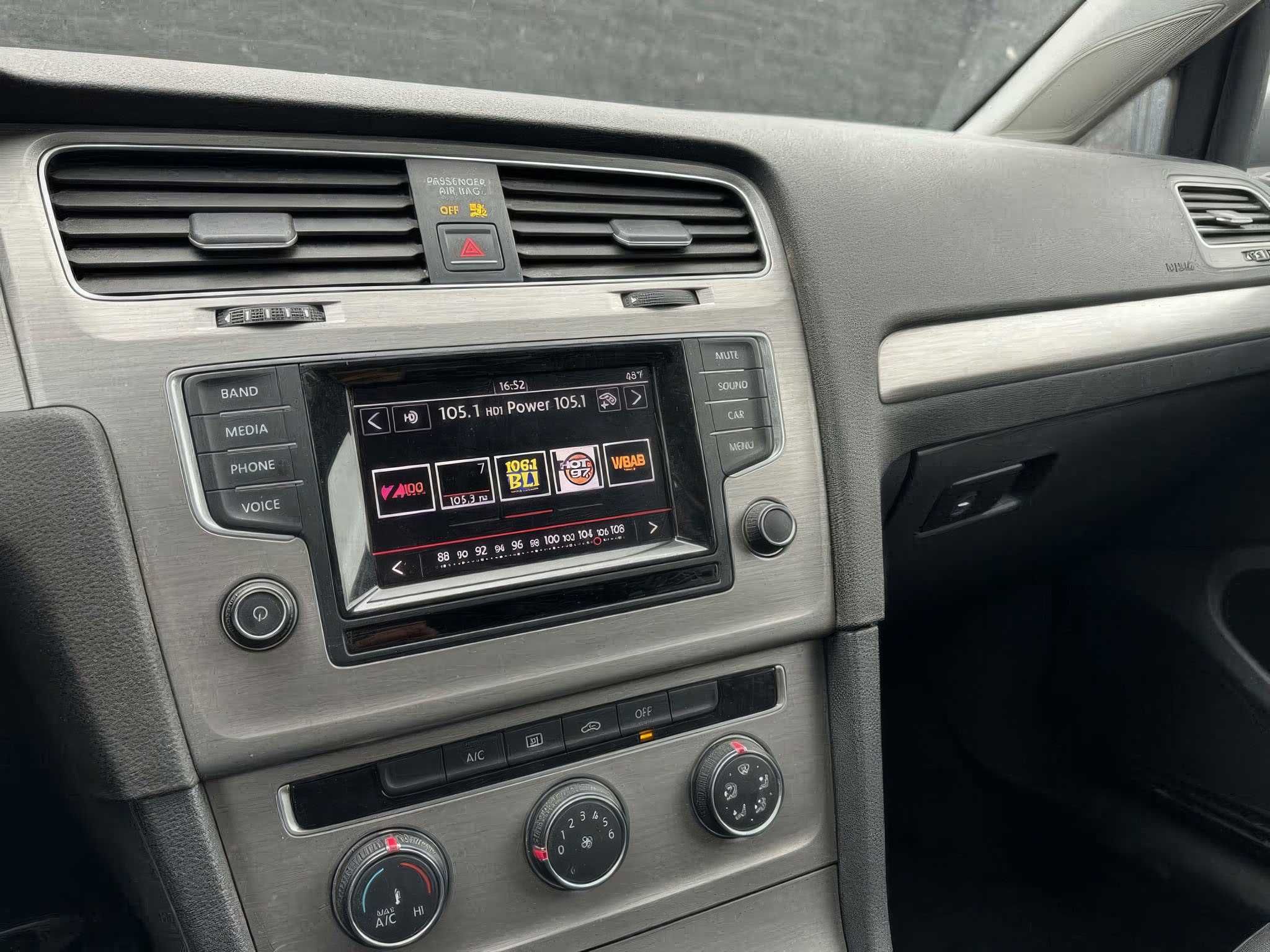 2015 Volkswagen Golf TSI S