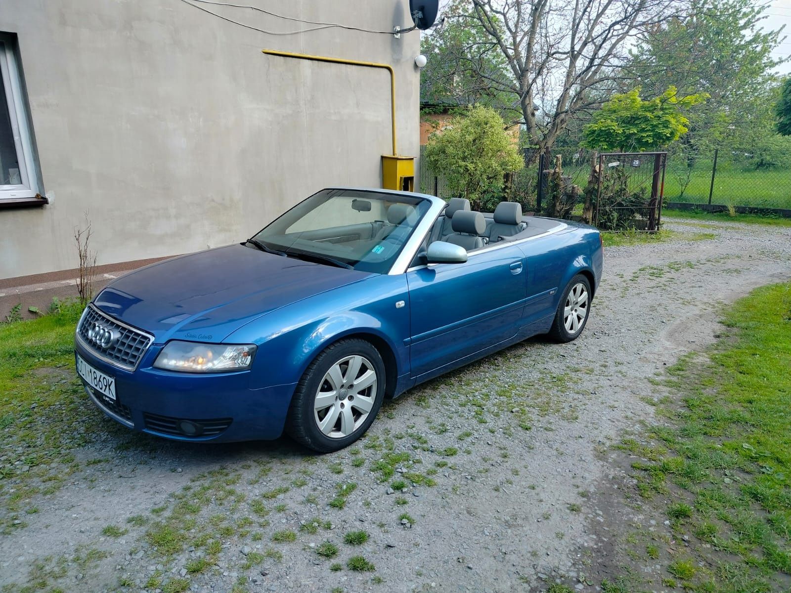 Sprzedam lampy audi a4 b6 cabrio kabriolet przód przednie