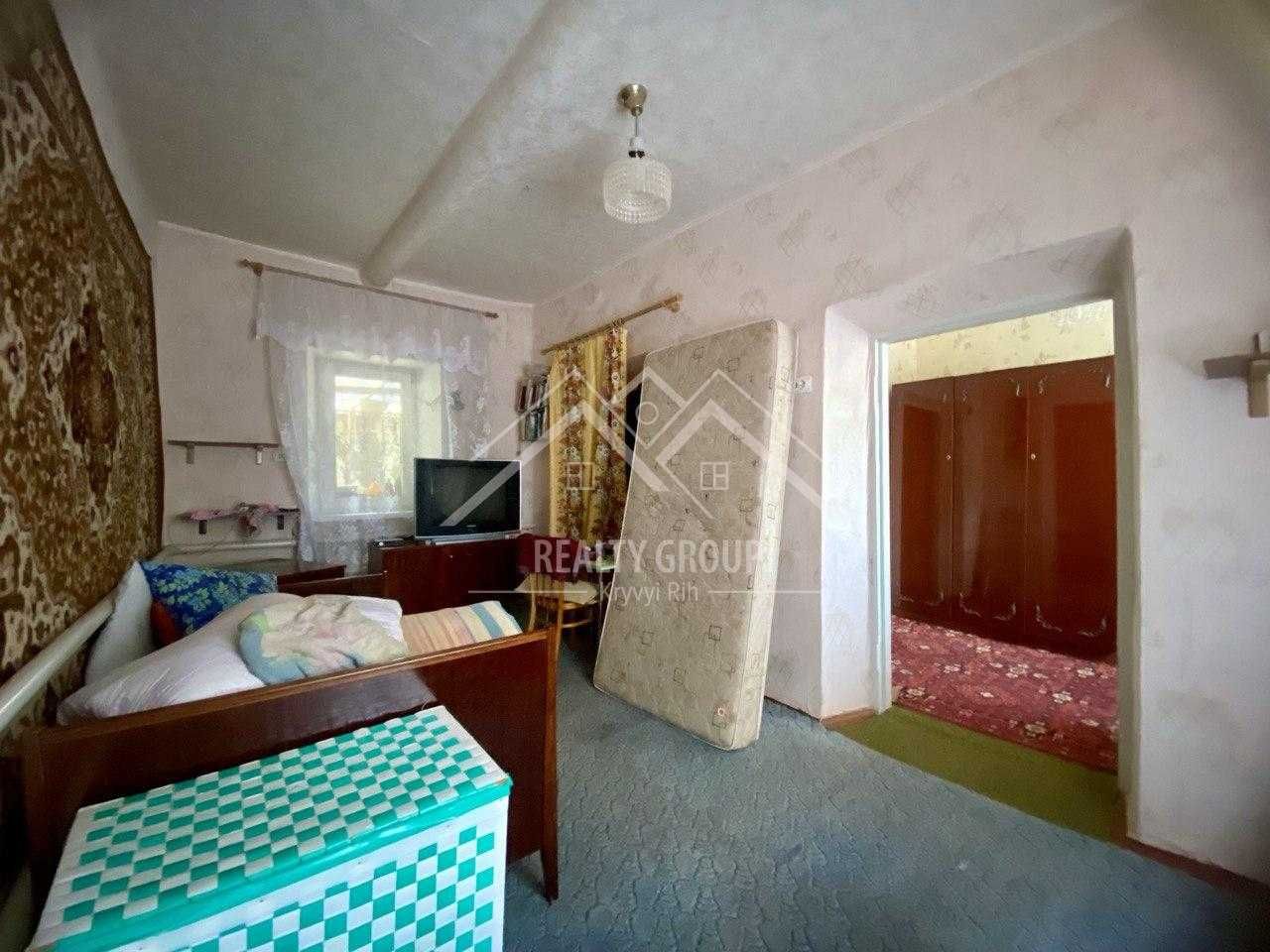 Продаж будинку на Смичке ( вулиця Тютюнника )