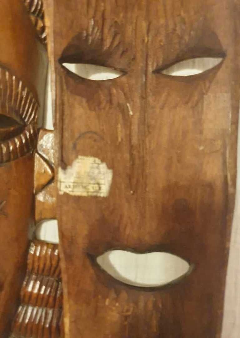 Conjunto de máscaras madeira África antigas