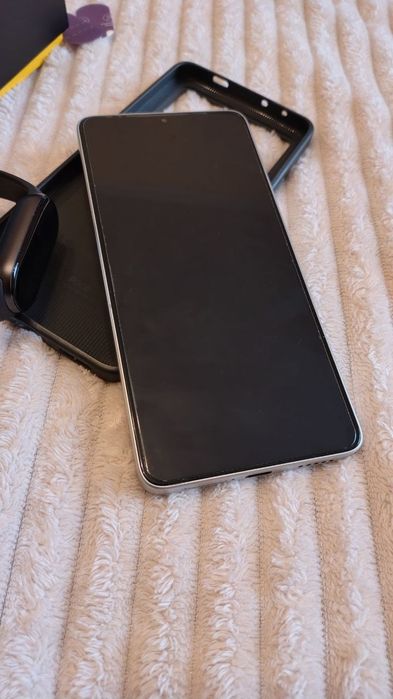 POCO X6 Pro 12/512 Band 9 лот