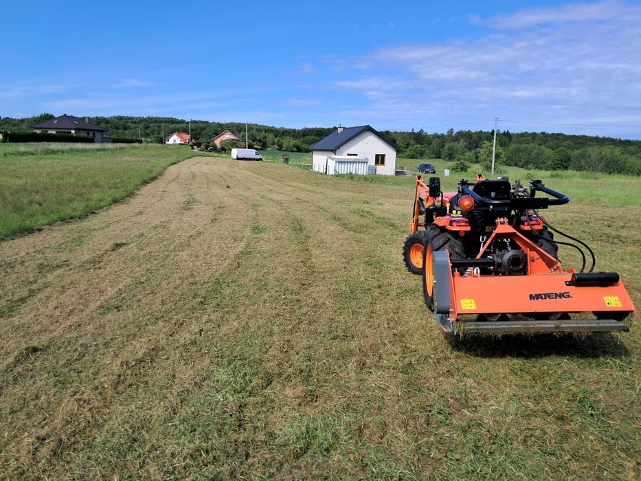 Koszenie nieużytków, łąk, wysokich zarośli kosiarką bijakową