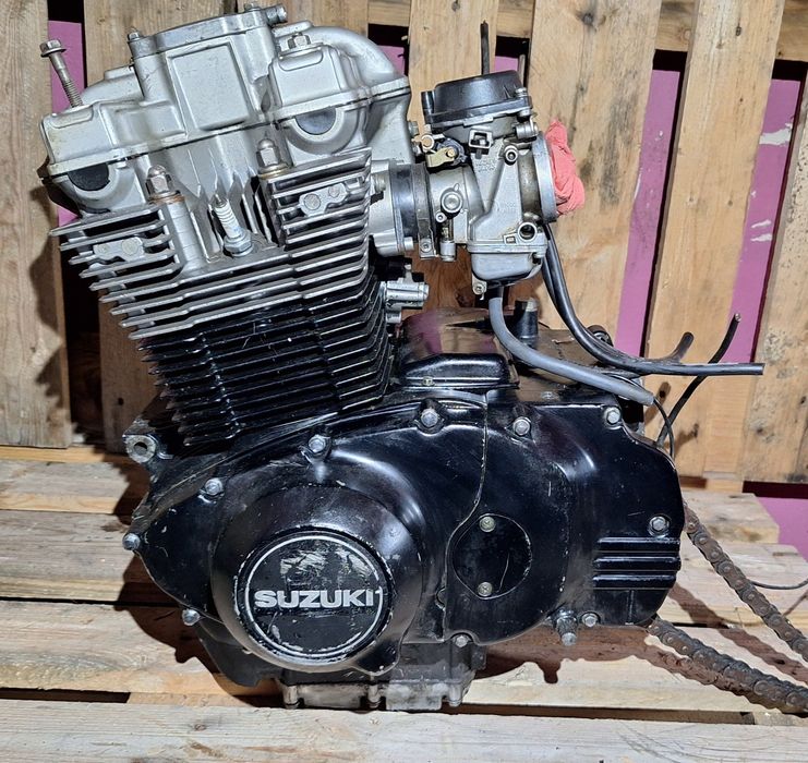 Suzuki gs 500 części !