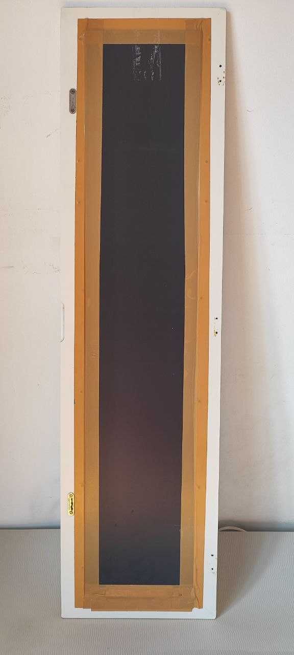 Espelho branco com moldura / White framed mirror