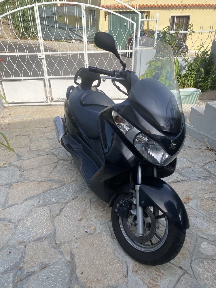 Suzuki Burgman 125