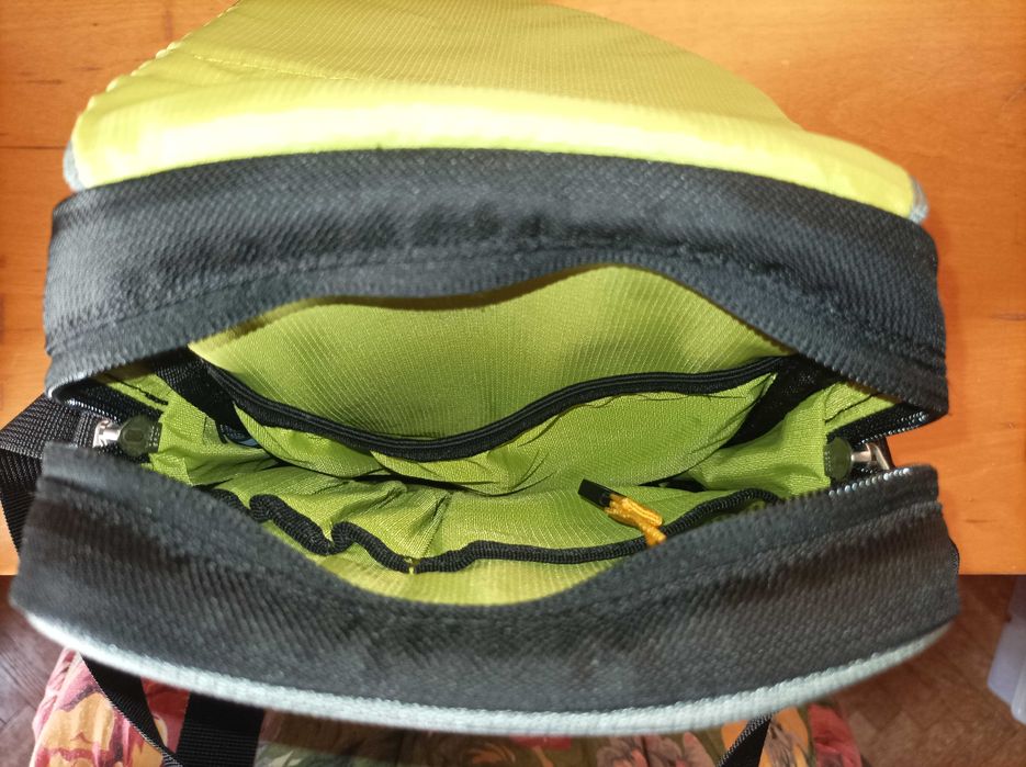 Сумка Deuter Escape II та Сумка для ноутбука D-Lex LX-100P