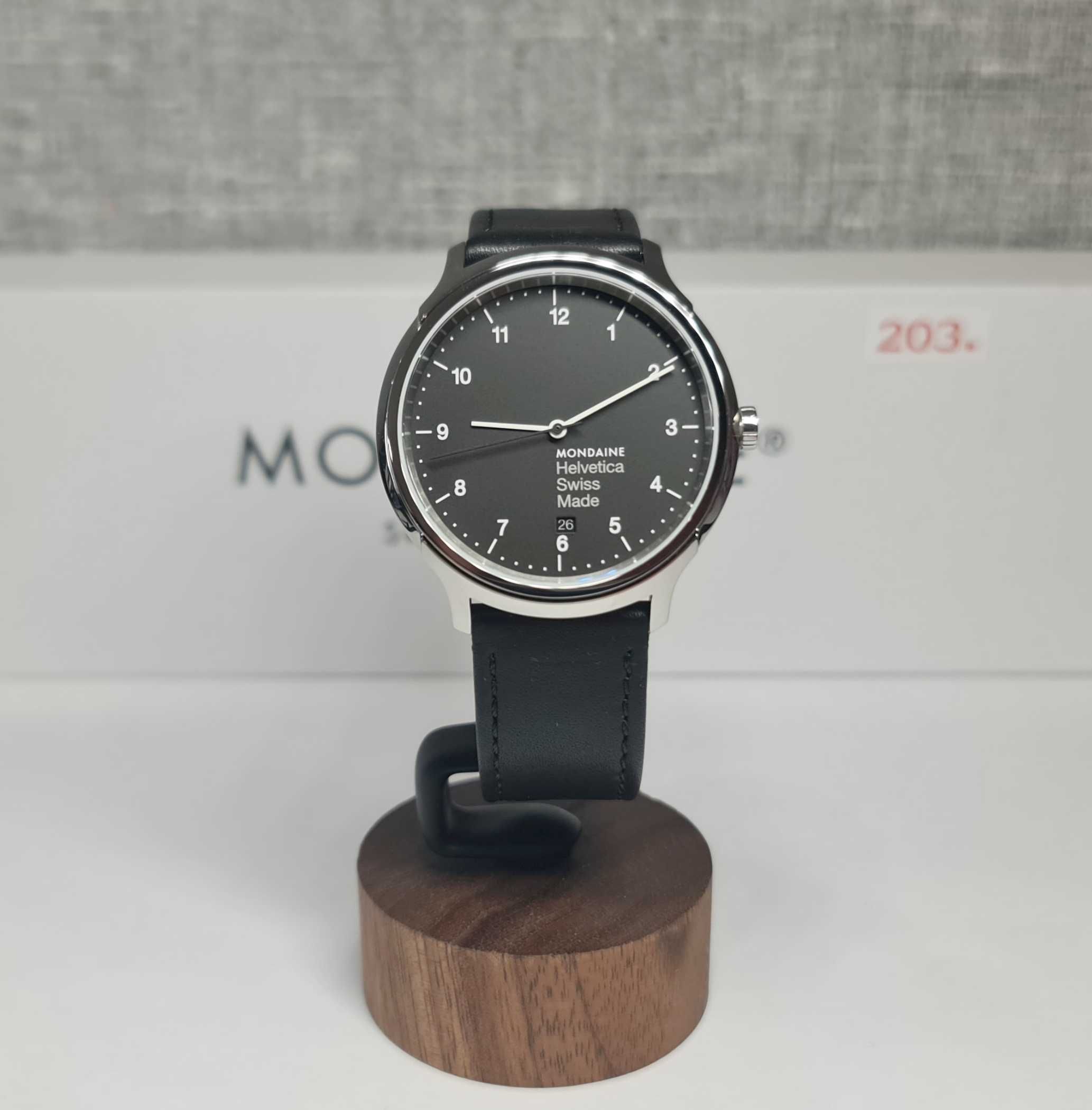 Чоловічий годинник Mondaine Helvetica Regular 40.5 mm MH1.R2 Swiss