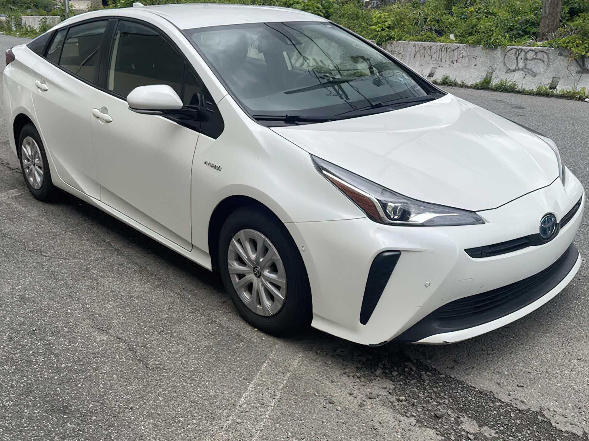 Toyota Prius LE 2020