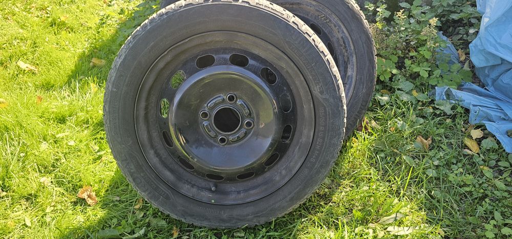 Felgi 15" 4x108 z oponami 195/50/15 wielosezon.Jak nowe