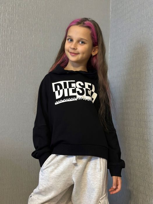 Чорне худі Diesel з капюшоном.