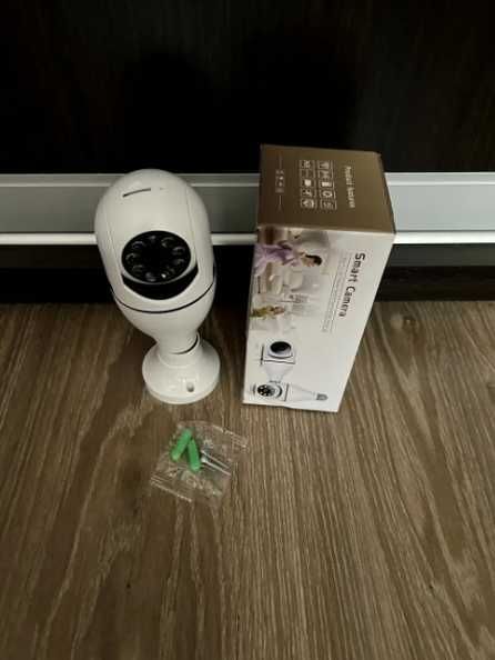 Бачить більше видеонаблюдения камера лампочка для нагляду