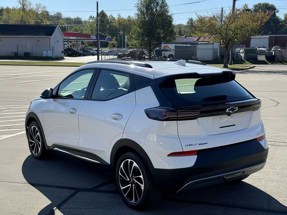 Chevrolet Bolt      2023