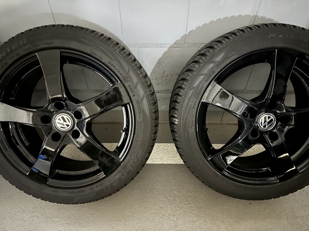 Oryginalne felgi z oponami zimowymi vw 17”