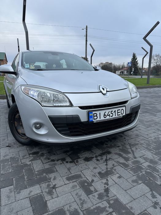 Продам свій автомобіль Рено Меган 3 , 1,5дизель
