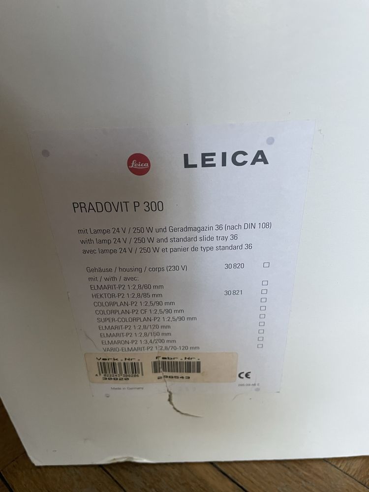 Leica Pradovit P 300 projektor slajdow