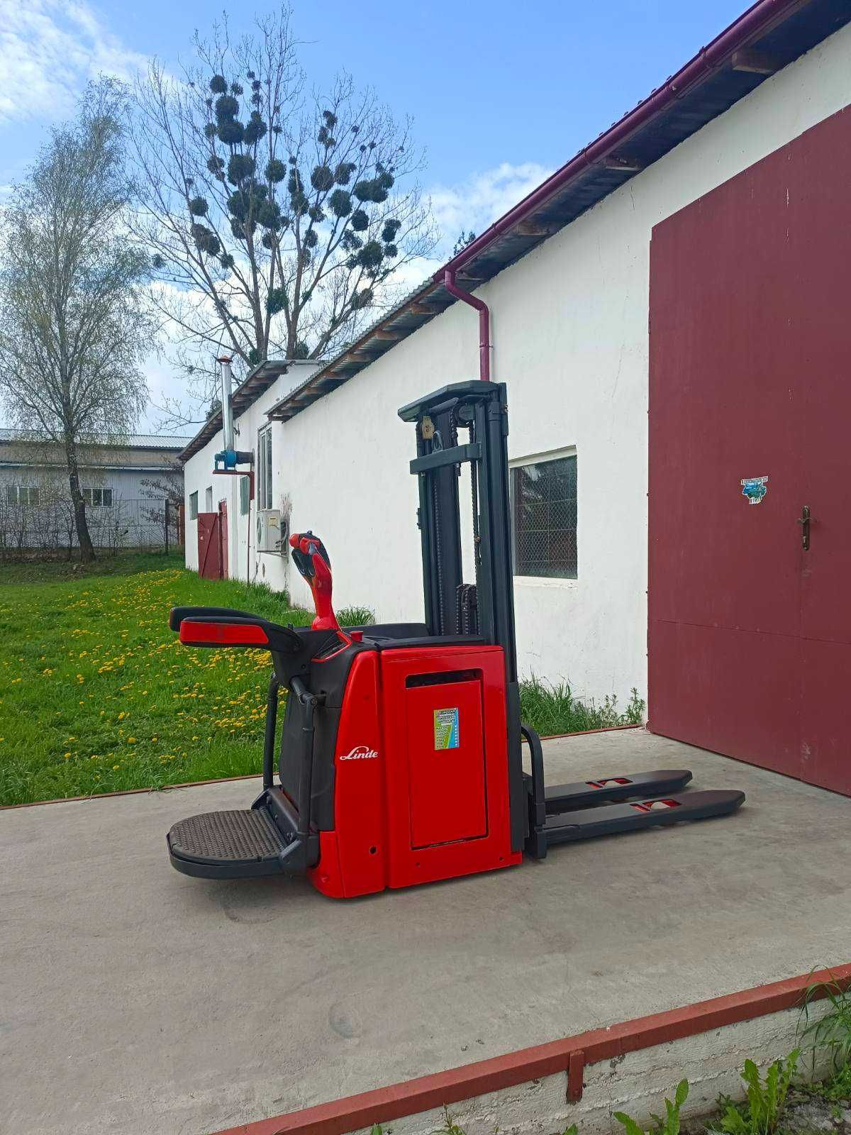 Штабелер електричний навантажувач 1164 Linde L14АР  1,4т 426 см