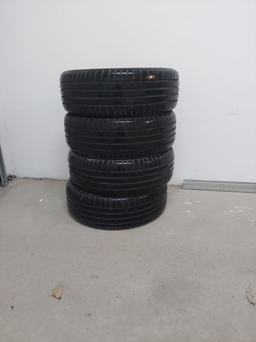 Sprzedam opony 205/60 R16