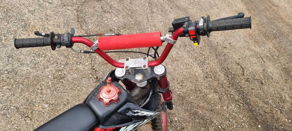 Pitbike 125cm3 com banco restaurado