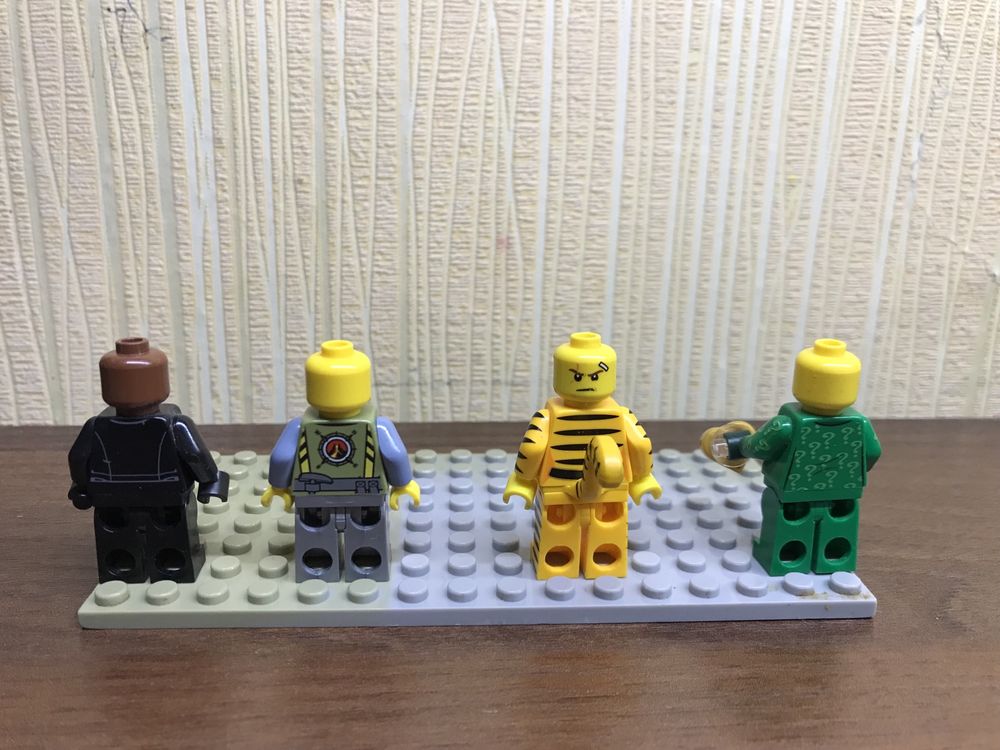 Lego фигурки