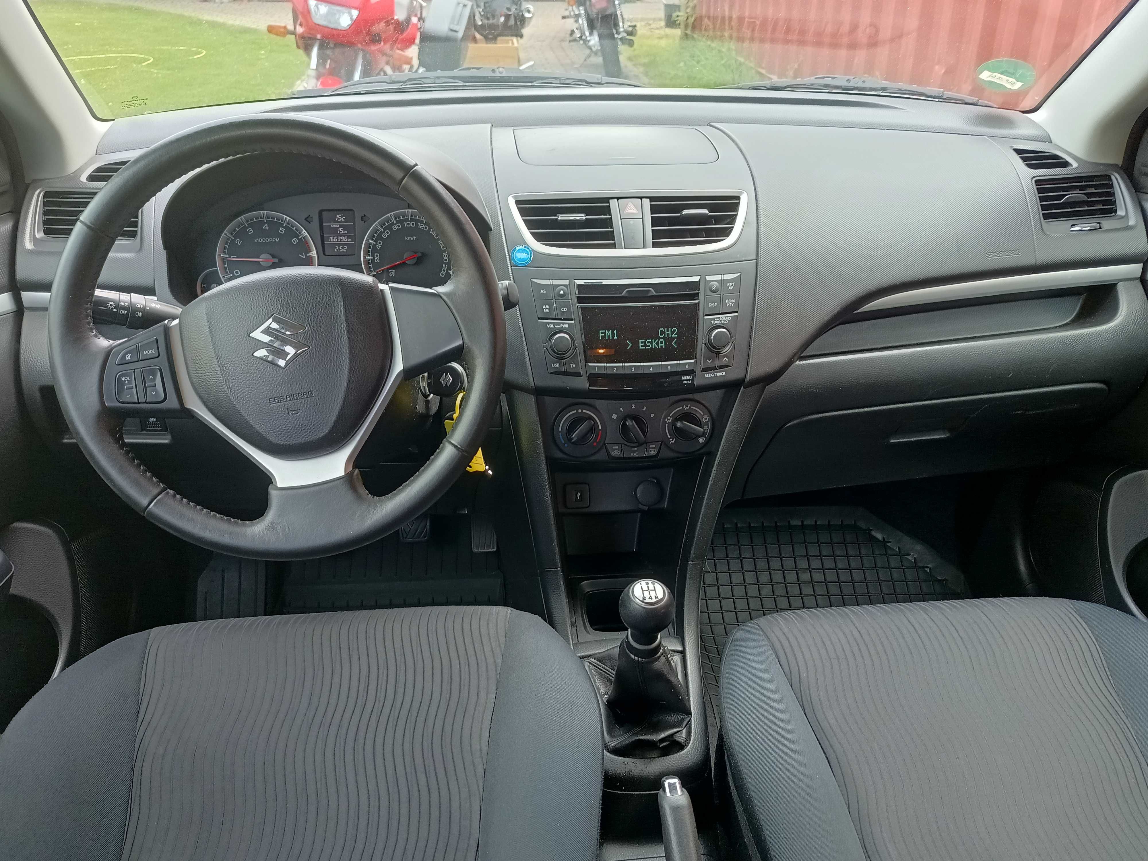 Ładne Suzuki Swift 1.3 4x4 z Niemiec , Klima, Alu AUTA ŻURAWICE