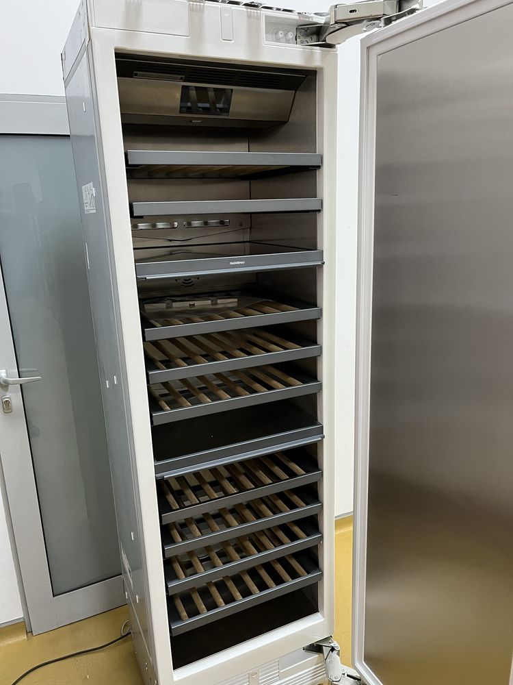 Gaggenau RW466305 winiarka, chłodziarka do zabudowy