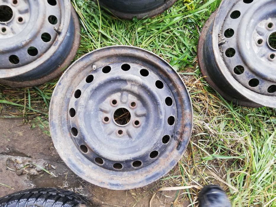 corolla e12 felgi stalowe  verso prius avensis  celica