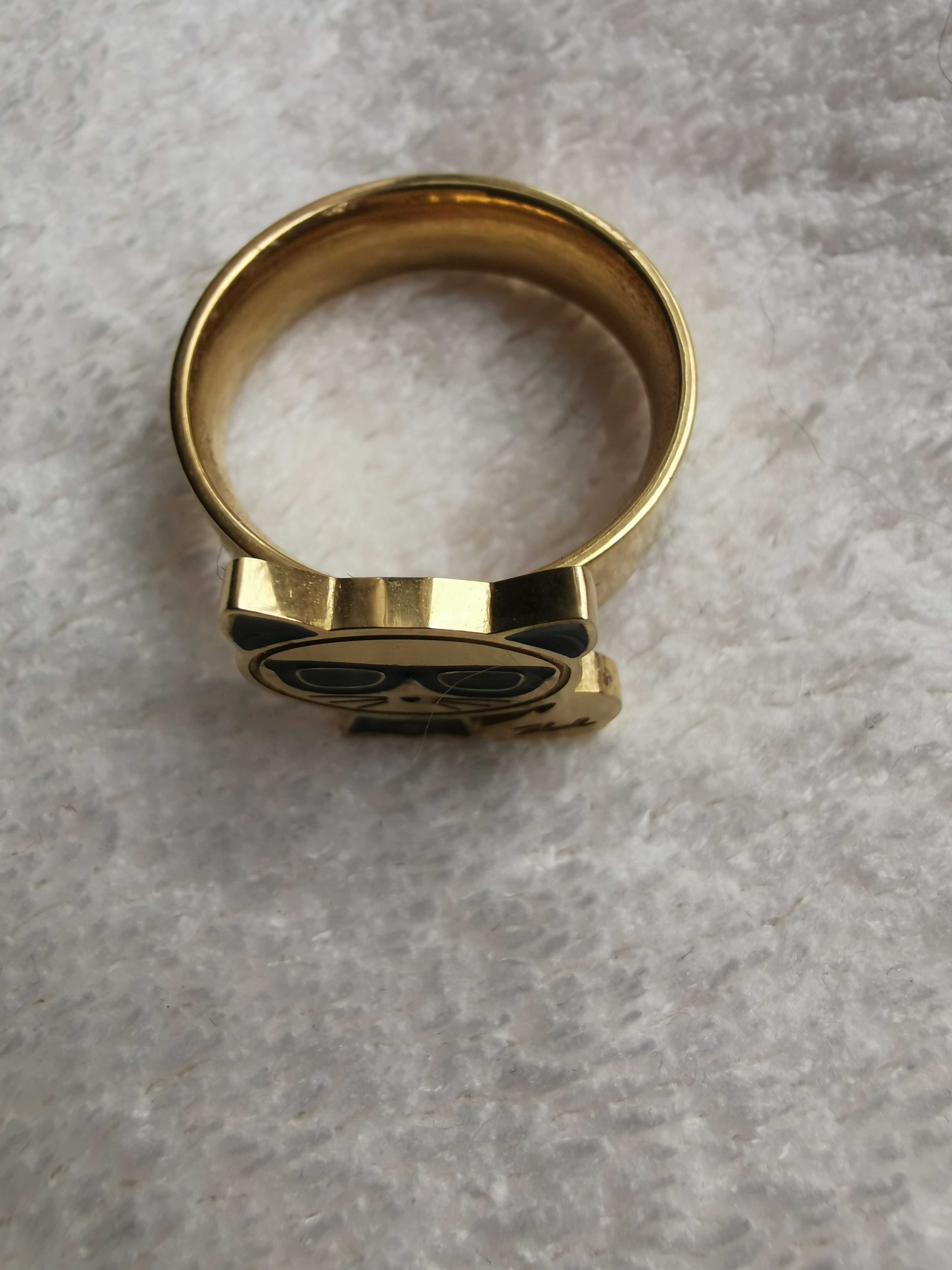 Wyprzedaż Piękny pierścionek Stal nierdzewna w kolorze złotym 17