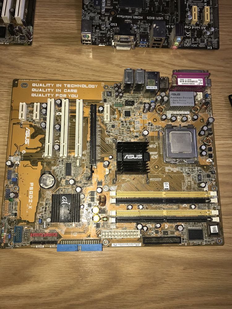 материнські плати (P5GD2-X, AM1M-A, P5GC-MX/1333, P5KPL-AM)