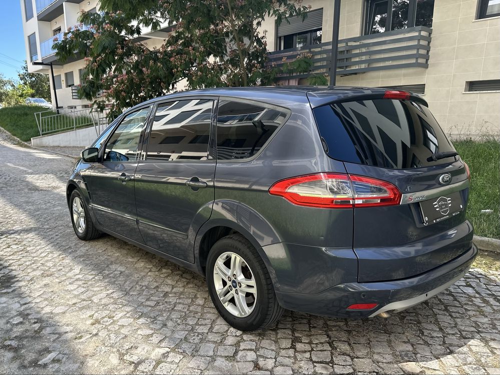 Ford S-Max 2.0 TDCI Titanium 7L (desde 155€ financiamento)