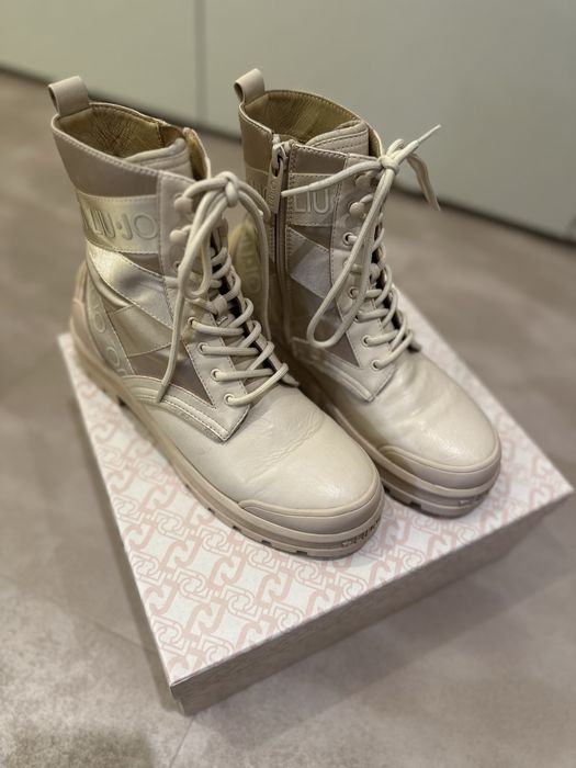 Ботинки liu jo  37 розмір