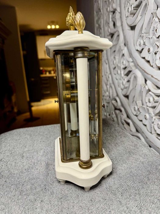 Stary zegar four glass chodzik nr 8E