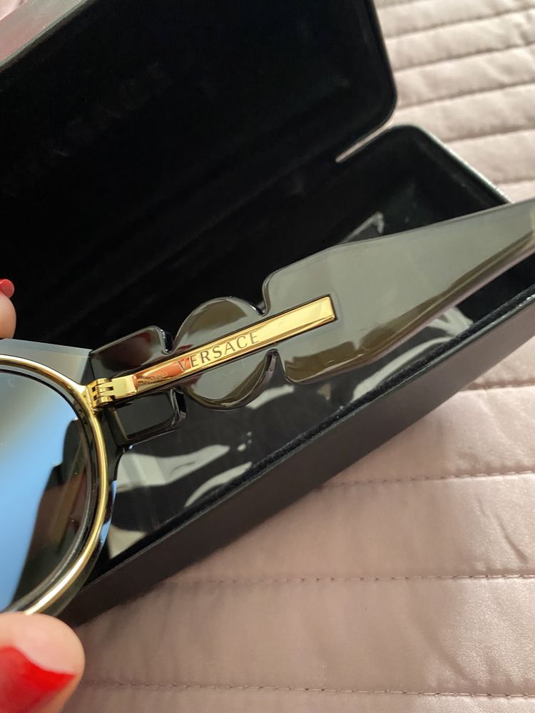 Oculos Versace novo nunca usado!