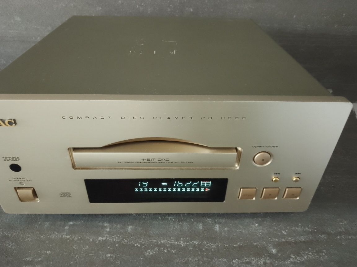 Odtwarzacz CD Teac 500