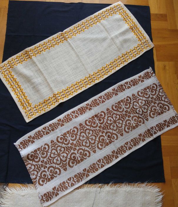 bieżnik na ławę lub stół