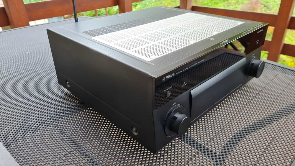 Amplituner Yamaha RX-A1050