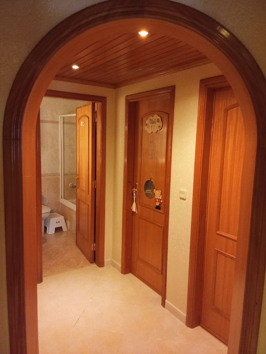 Alugo t2+1 são marcos