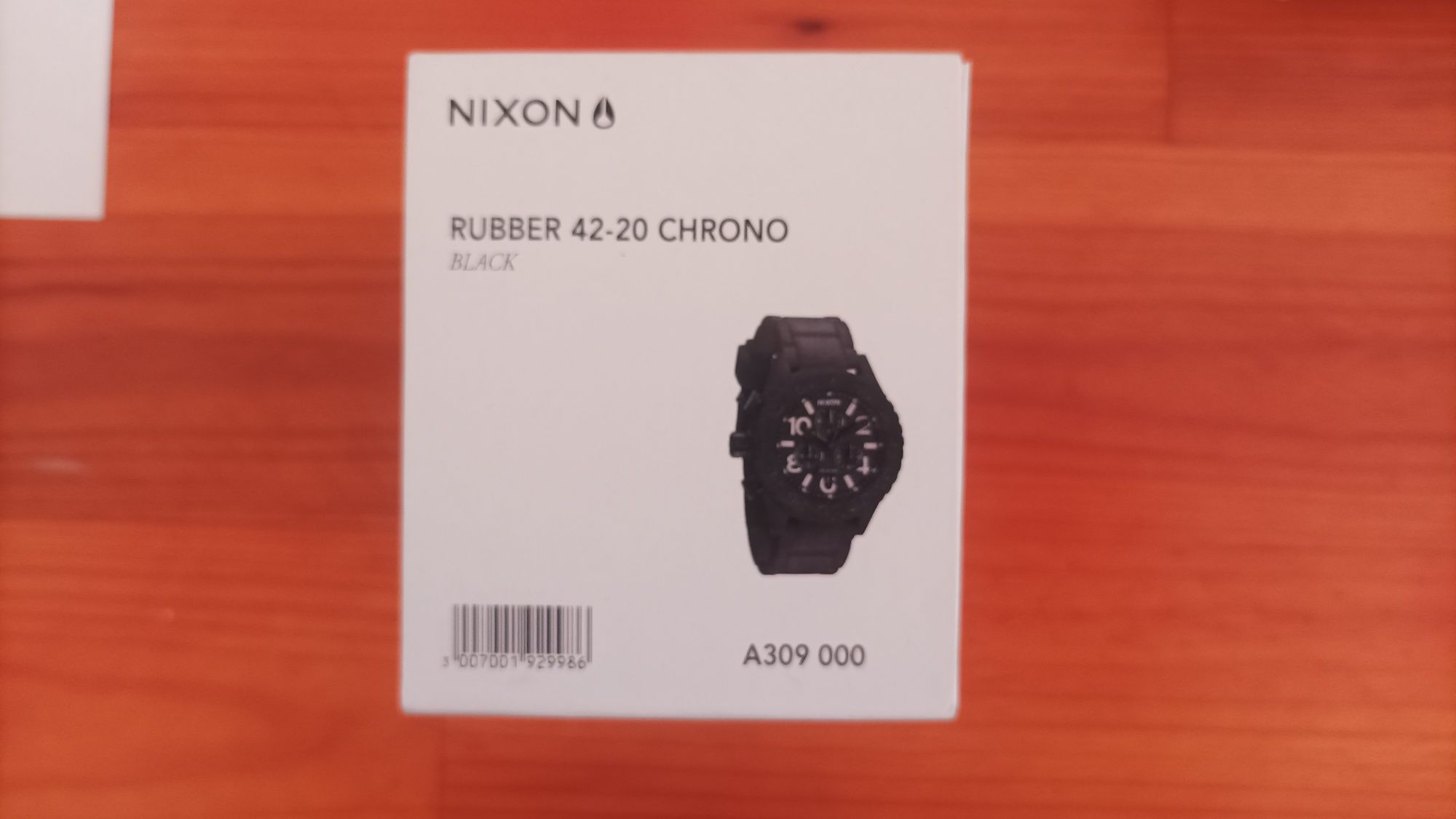 nixon rubber хронограф