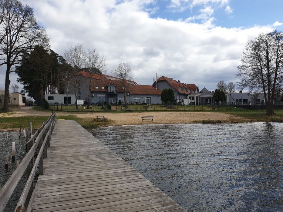 Domek rekreacyjny nad jeziorem w Jesionce