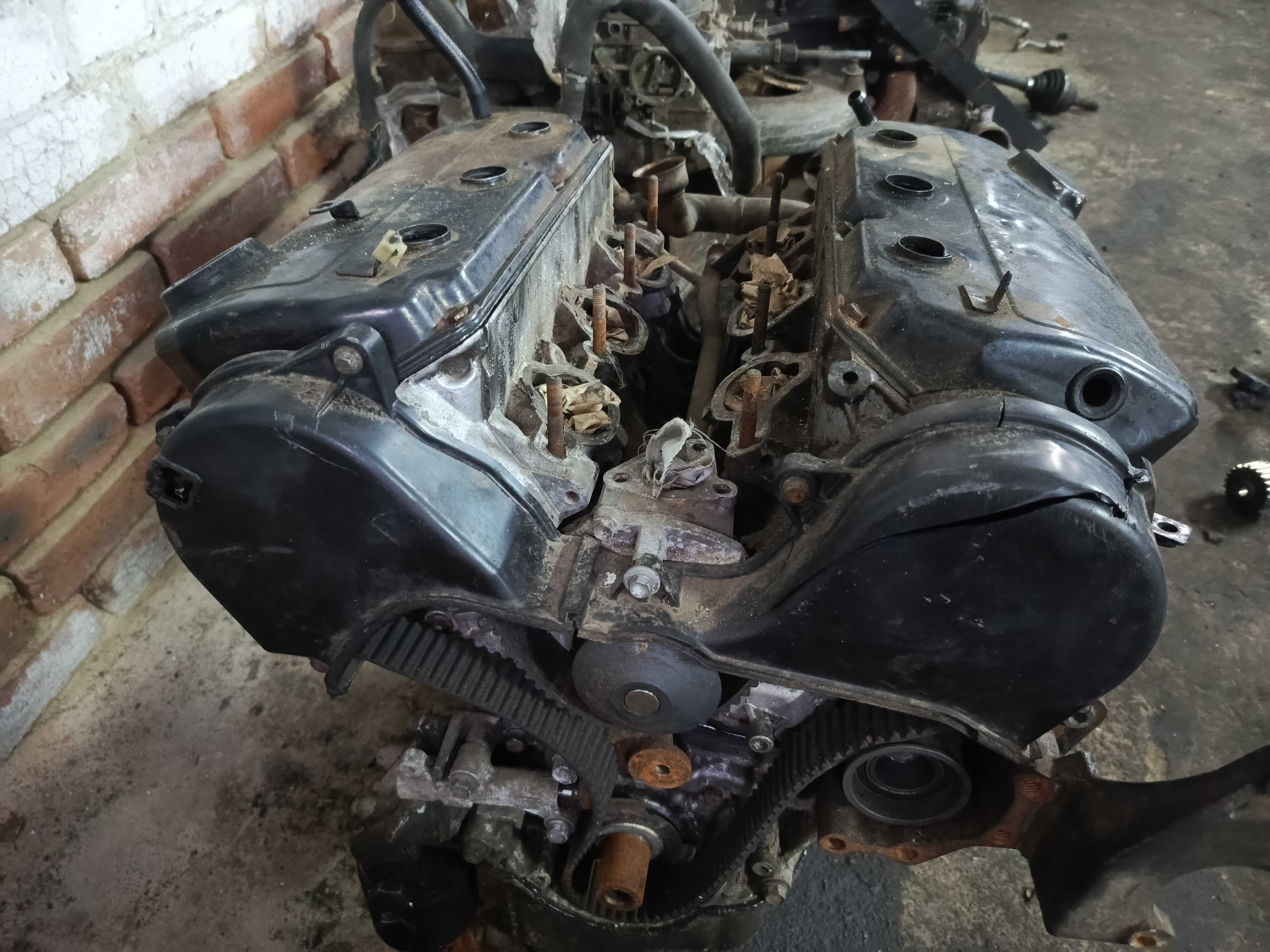 Двигун ГБЦ Mitsubishi Pajero 3.0 v6 6G72