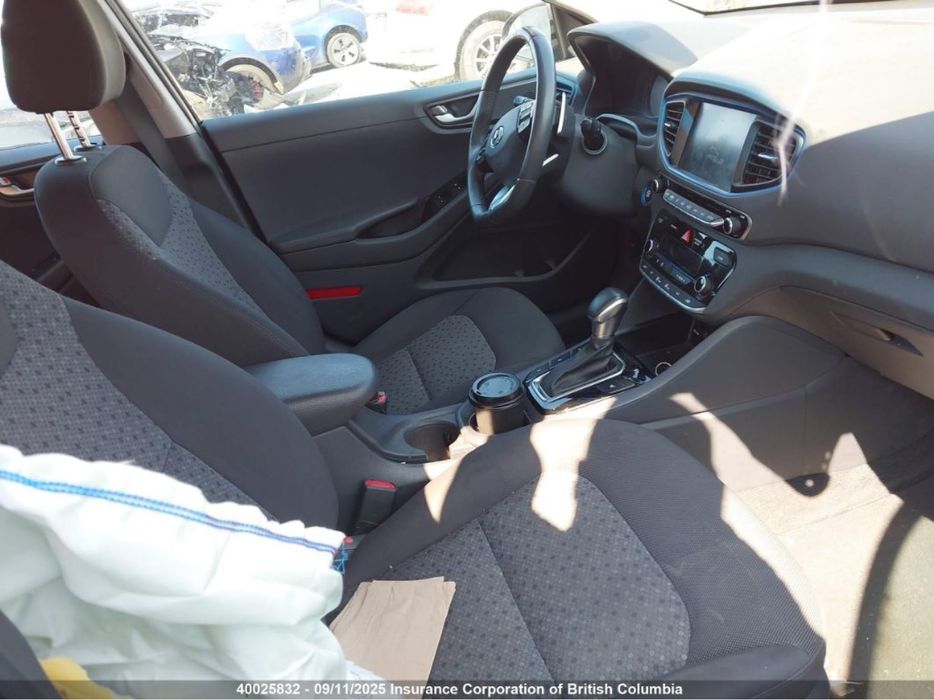 Hyundai Ioniq Electric Plus Preferred Hatchback 2019