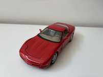 Model Chevrolet Corvette 1:24 Maisto (bburago welly)
