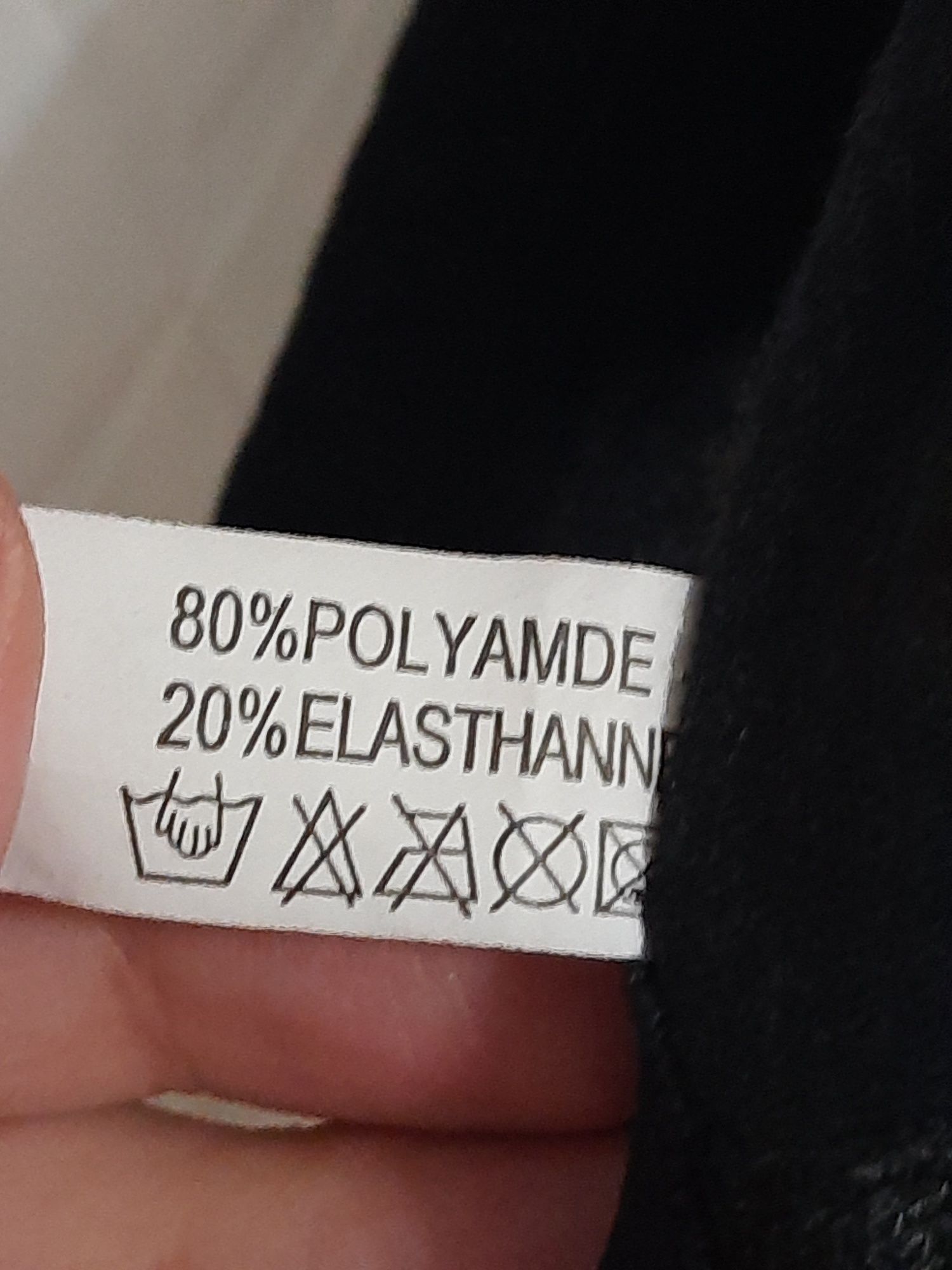 Czarny stanik 80C marki Zili