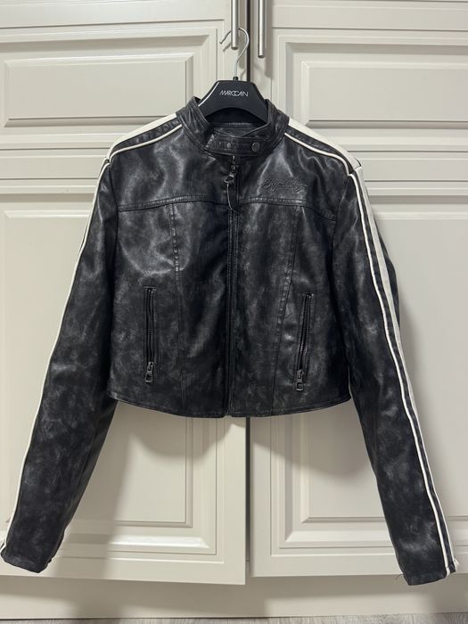 Куртка Bershka.