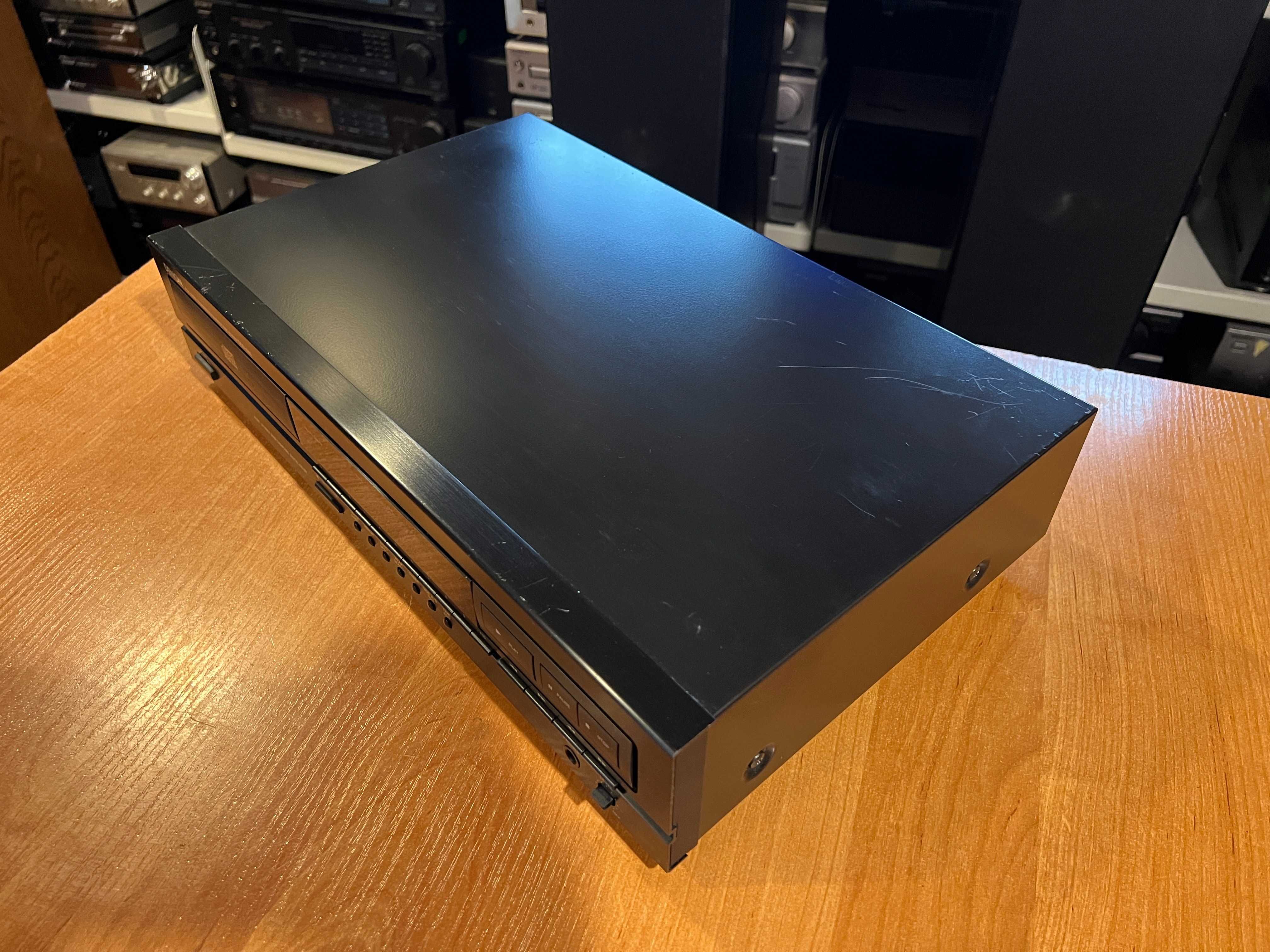 Odtwarzacz płyt CD Denon DCD-660 Audio Room