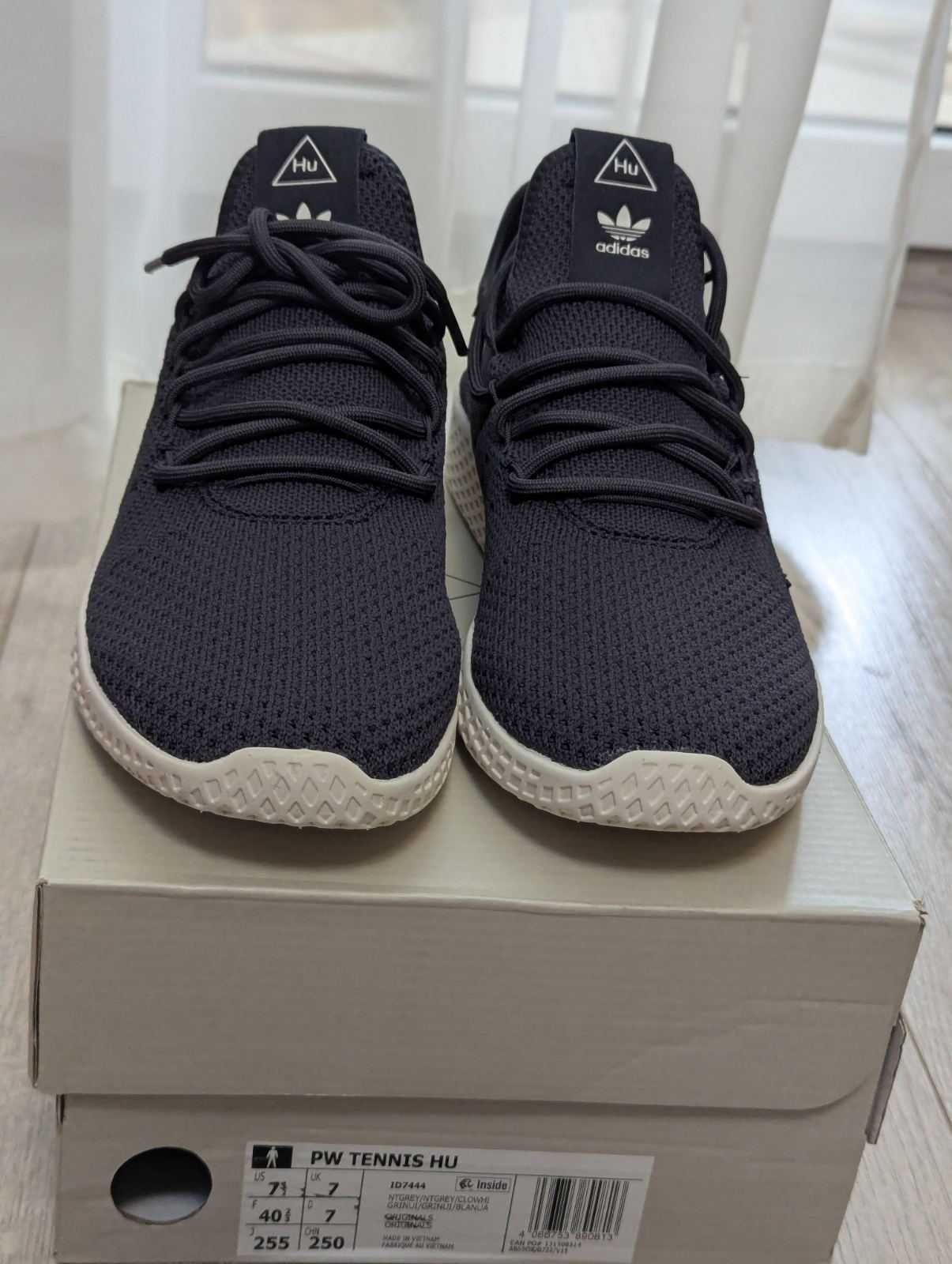 adidas x Pharrell Williams Tennis Hu EU 40 2/3, US 7 1/2