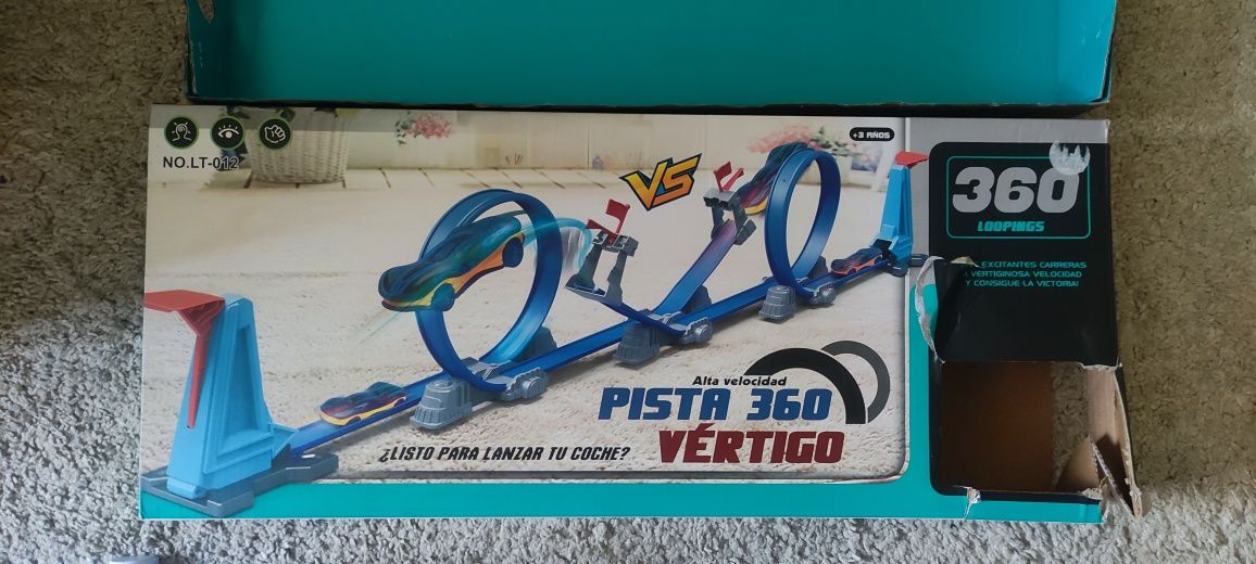 Pista 360 looping (pode usar hotwheels)