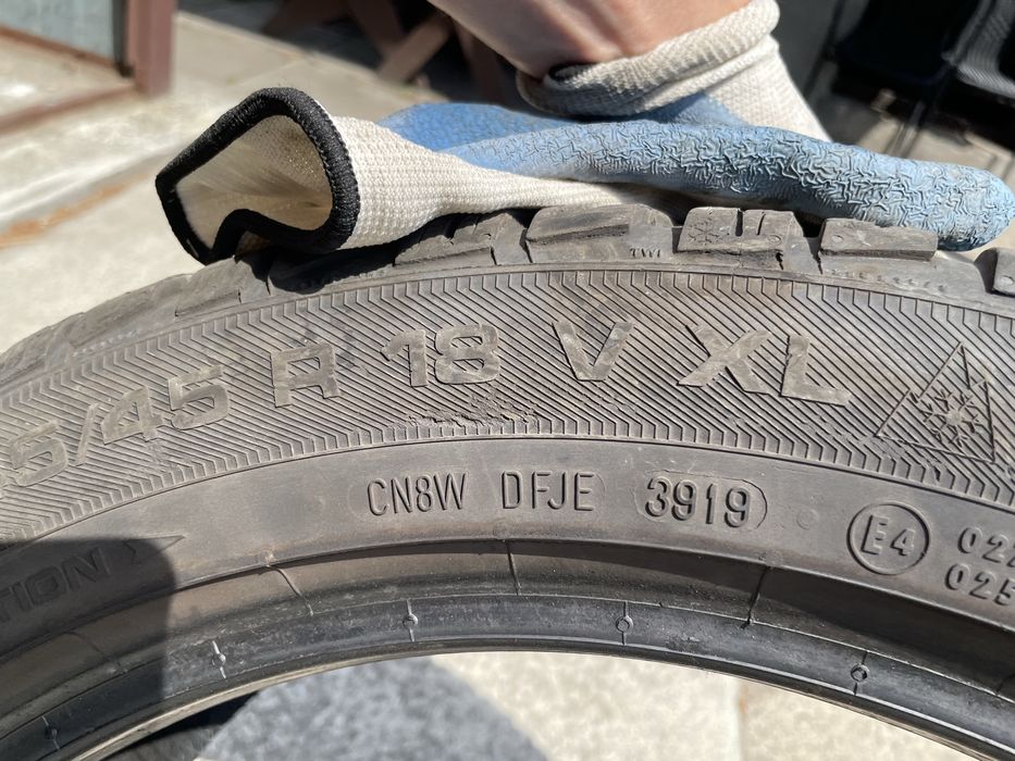 Opony zimowe Uniroyal MS PLUS 245/45 R18