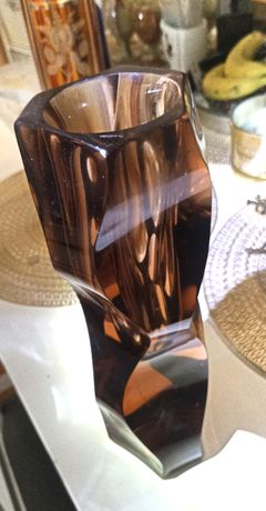 Designerski Brązowy wazon z grubego szkła