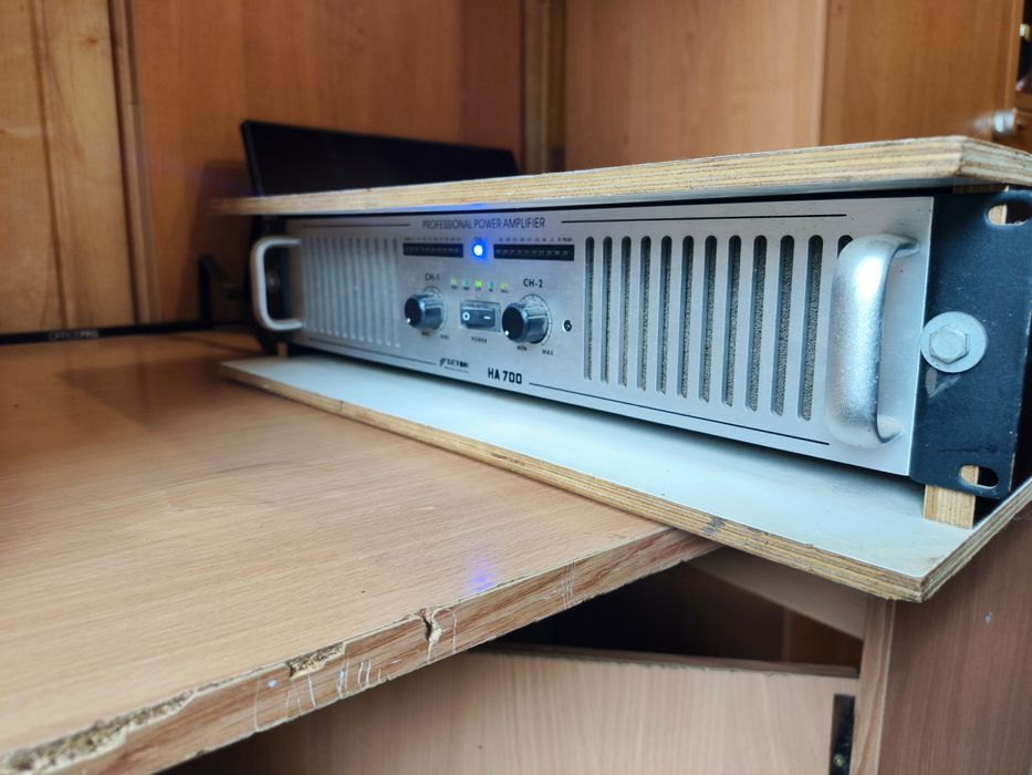Deton HA 700  Усілітєль , підсилювач